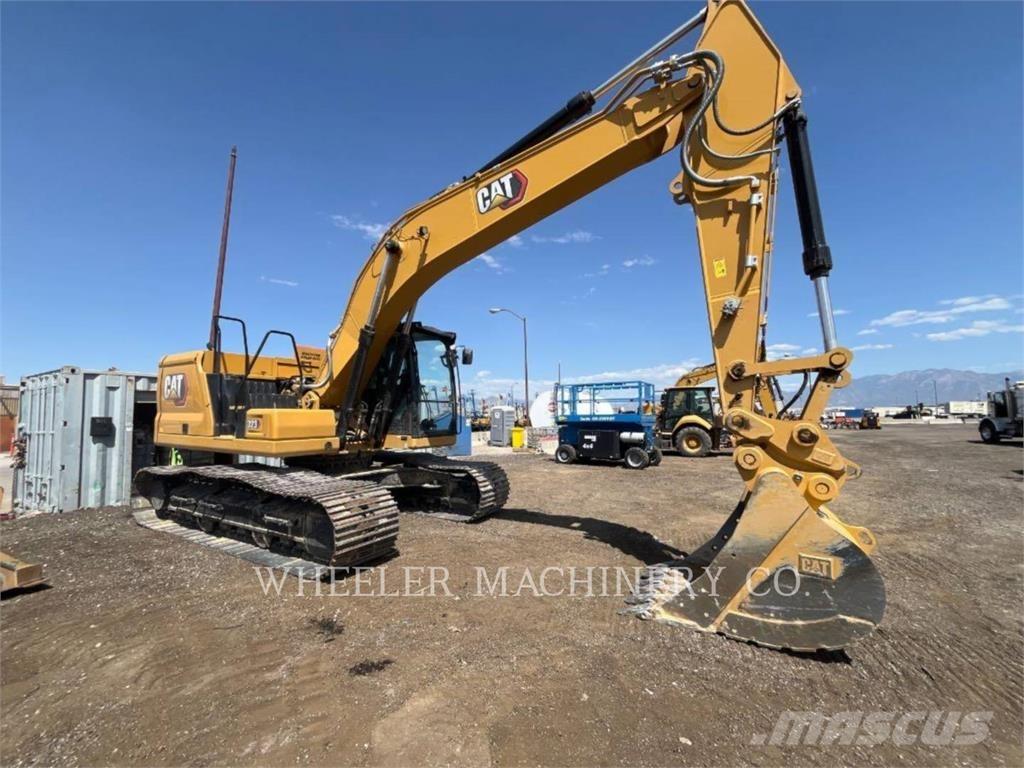 CAT 323 CF Roomikekskavaatorid