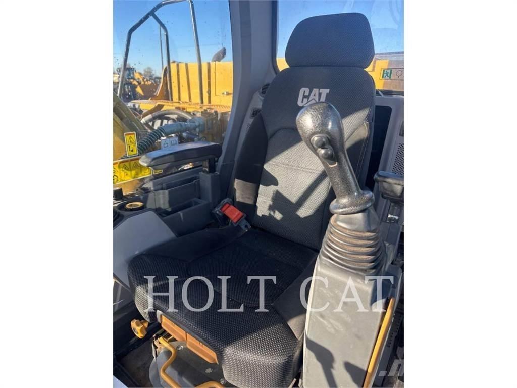 CAT 323 TC Roomikekskavaatorid