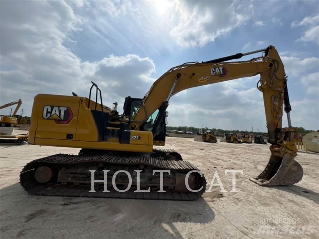 CAT 323 TC Roomikekskavaatorid
