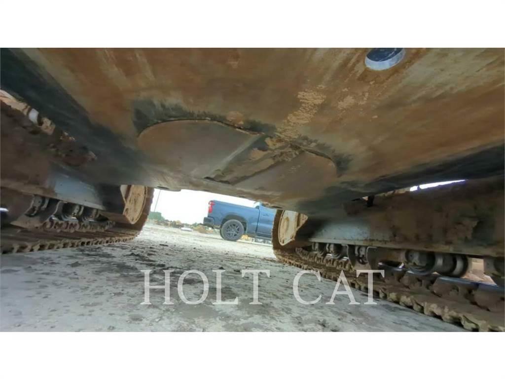 CAT 323 TC Roomikekskavaatorid