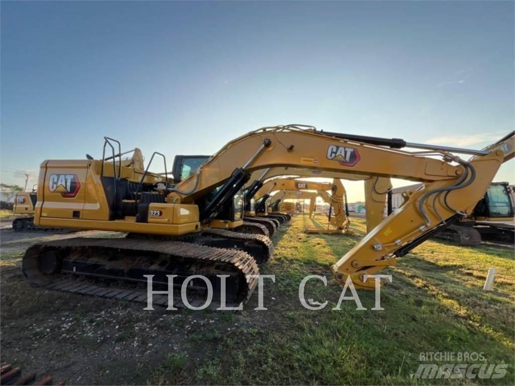 CAT 323 TC Roomikekskavaatorid