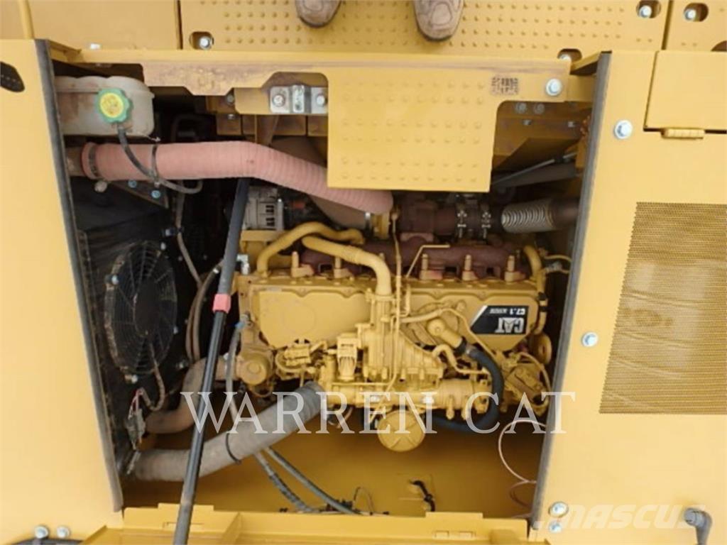 CAT 323 TC ARO Roomikekskavaatorid