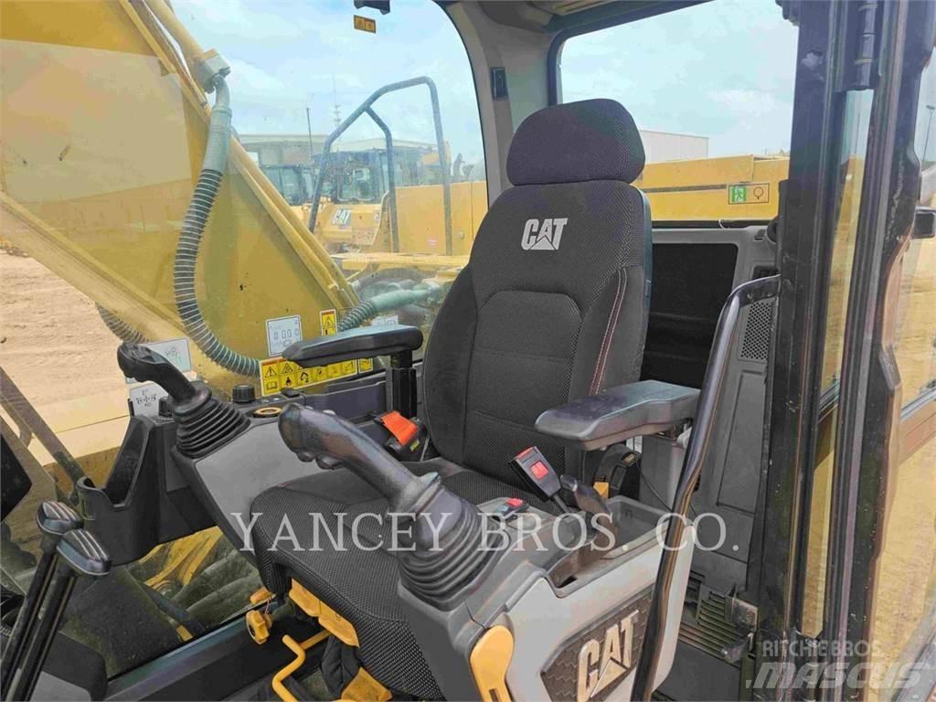 CAT 32307 Roomikekskavaatorid