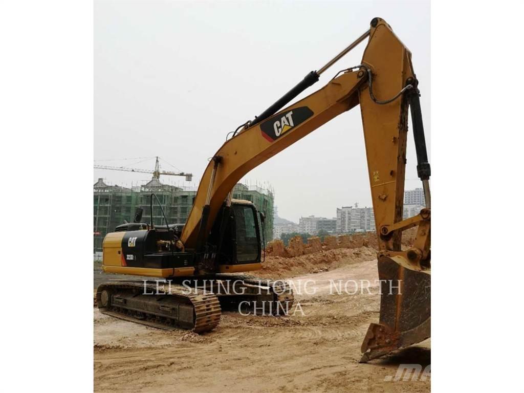 CAT 323D2L Roomikekskavaatorid