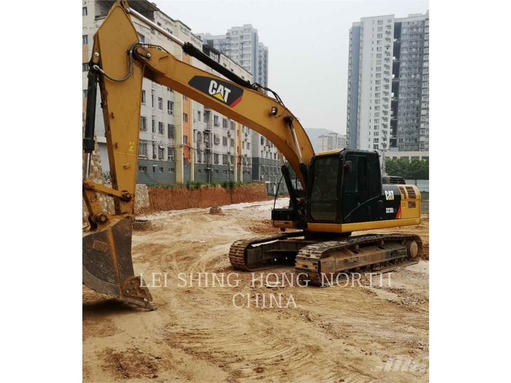 CAT 323D2L Roomikekskavaatorid
