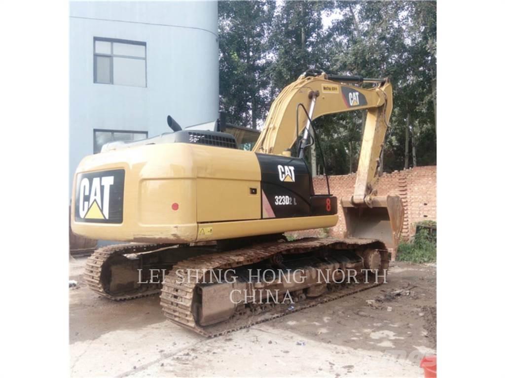 CAT 323D2L Roomikekskavaatorid