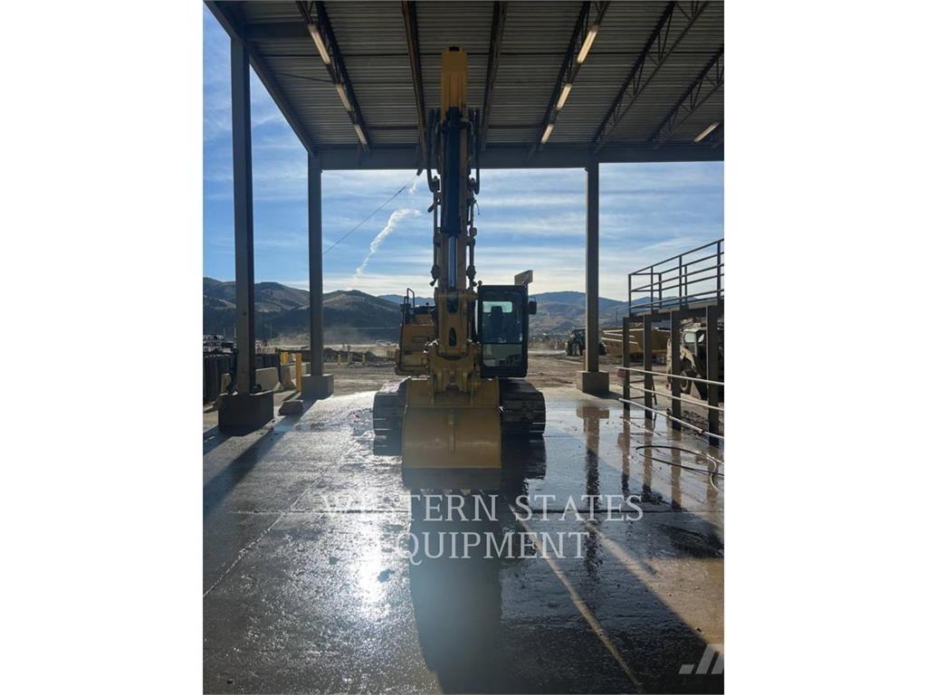 CAT 323F Roomikekskavaatorid