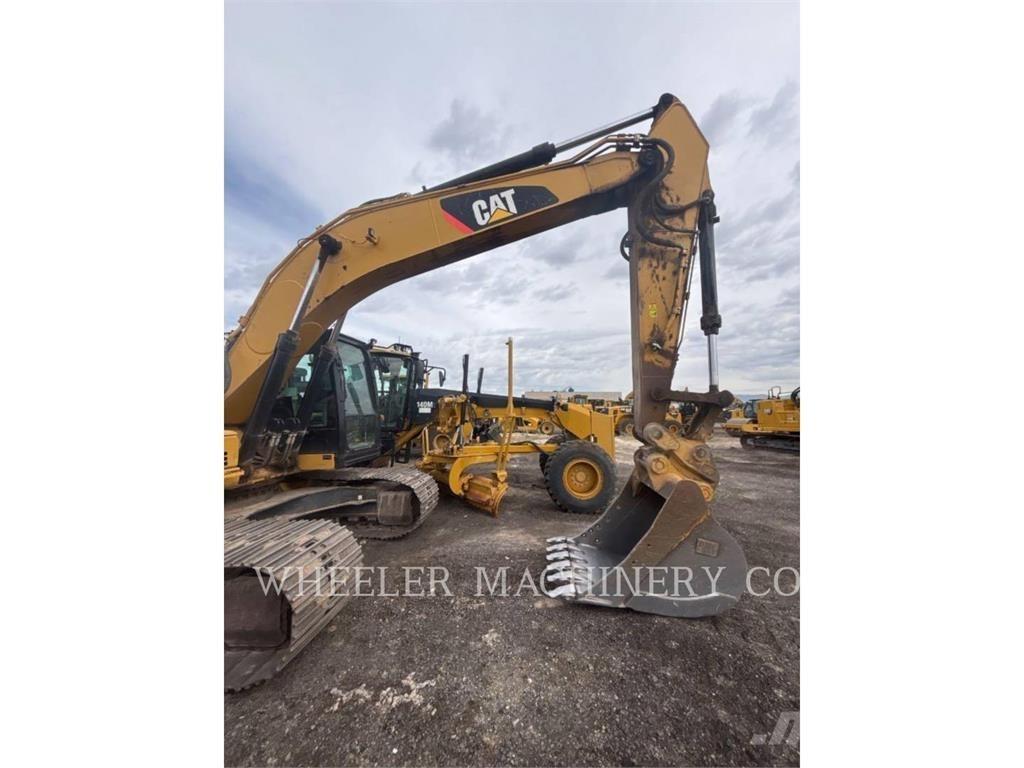 CAT 323F L CF Roomikekskavaatorid