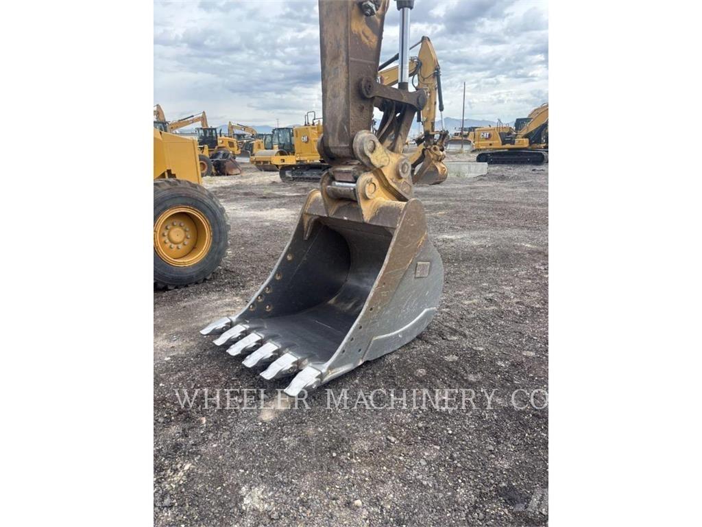 CAT 323F L CF Roomikekskavaatorid