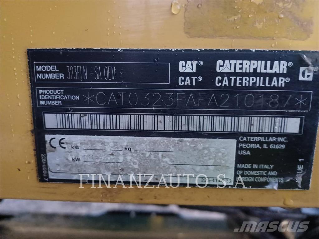 CAT 323F SA Roomikekskavaatorid