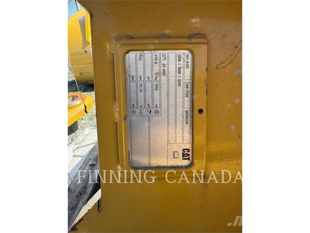 CAT 324-RP-51 Kaabitsad