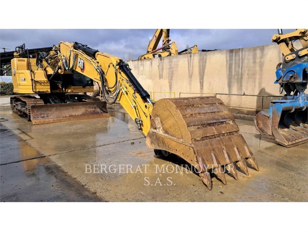 CAT 325 Roomikekskavaatorid