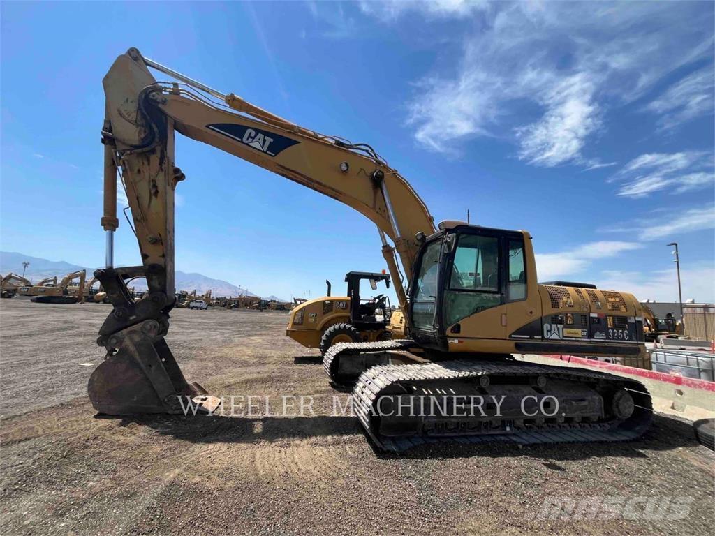 CAT 325CL Roomikekskavaatorid