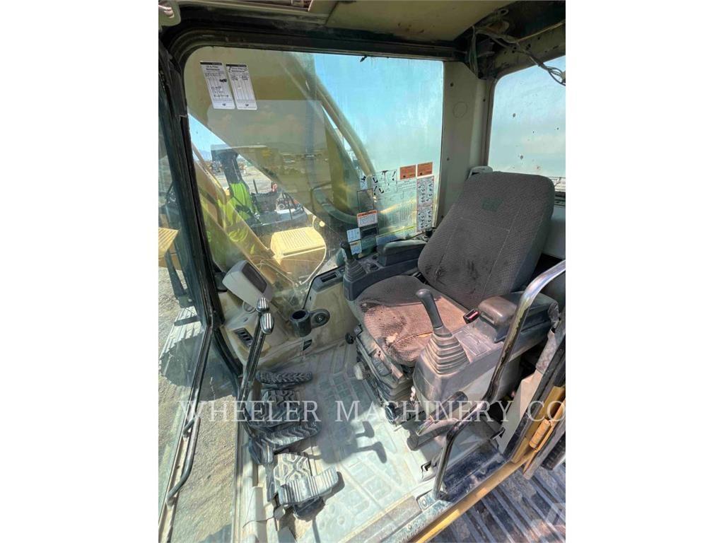 CAT 325CL Roomikekskavaatorid