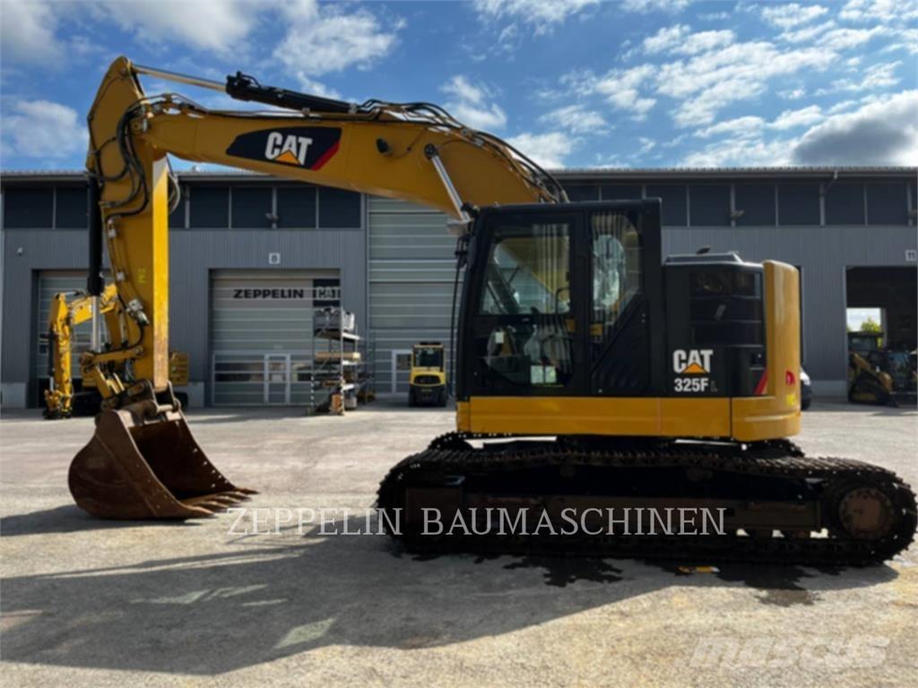 CAT 325FL Roomikekskavaatorid