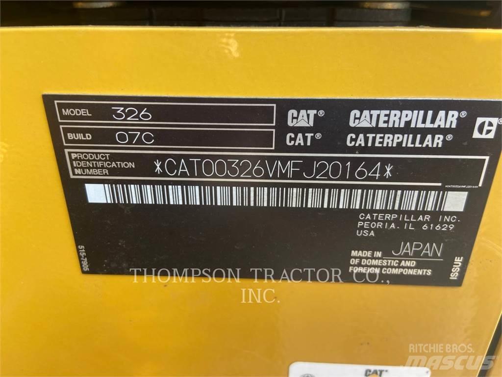CAT 326 Roomikekskavaatorid