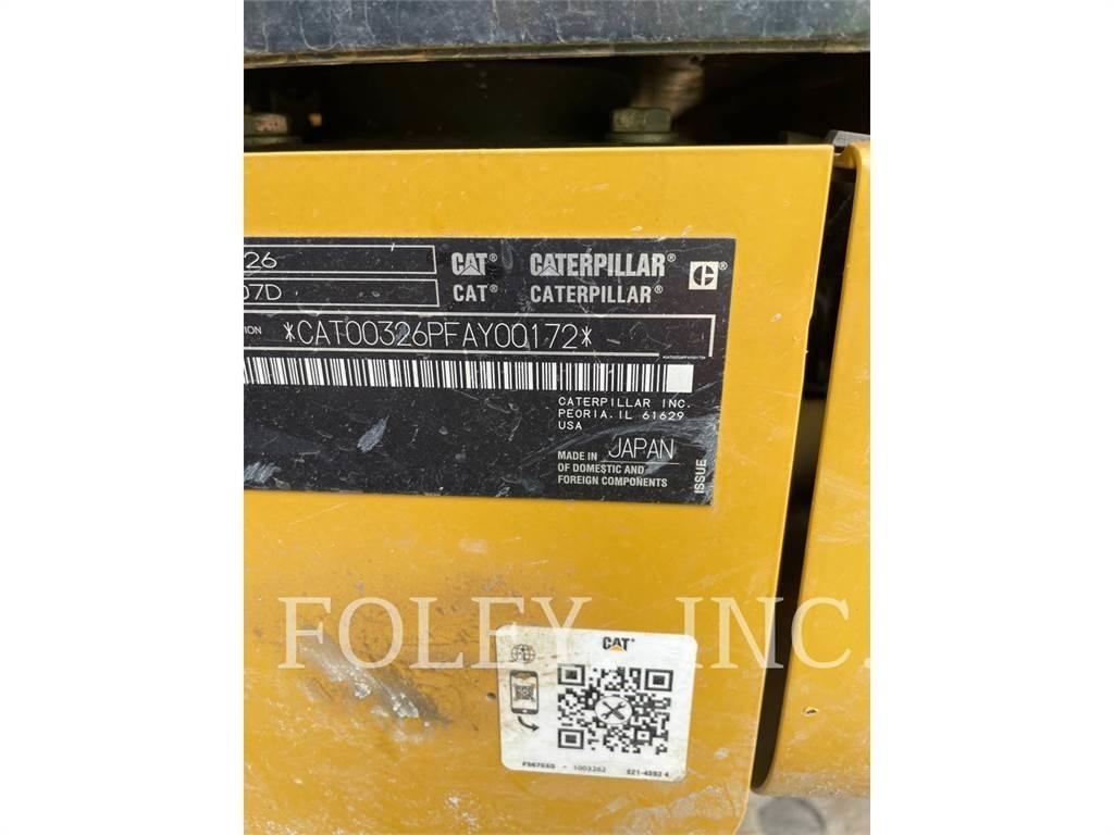 CAT 326-07 Roomikekskavaatorid