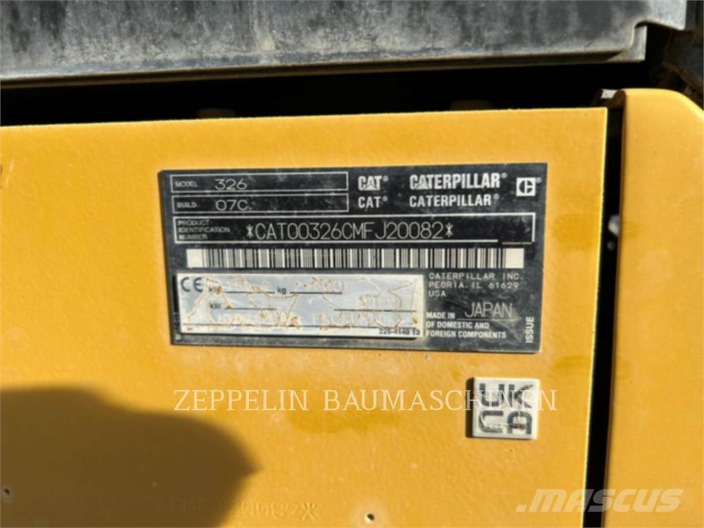 CAT 326-07 Roomikekskavaatorid