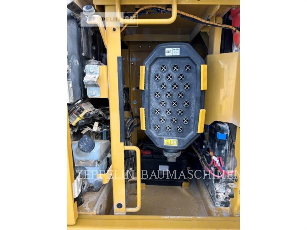 CAT 326-07A Roomikekskavaatorid