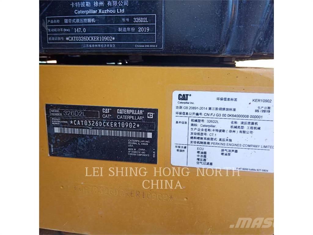 CAT 326D2L Roomikekskavaatorid