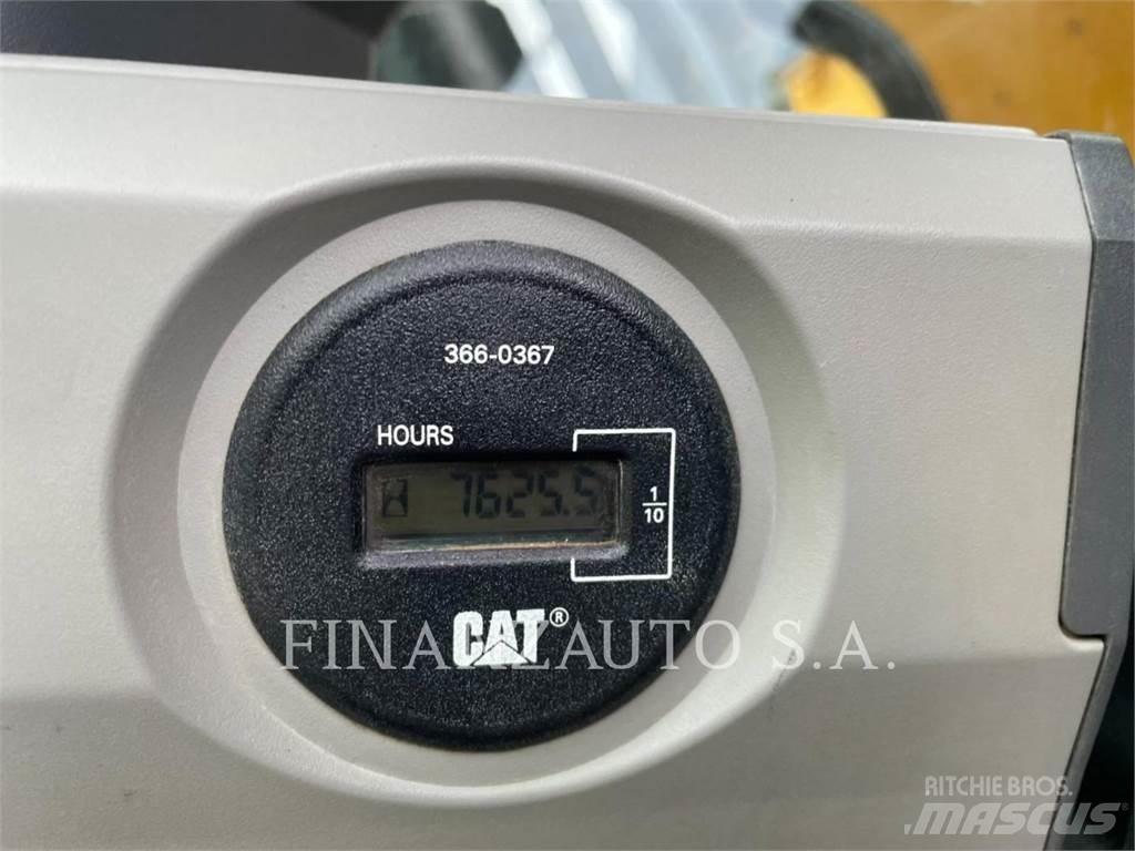 CAT 326F Roomikekskavaatorid