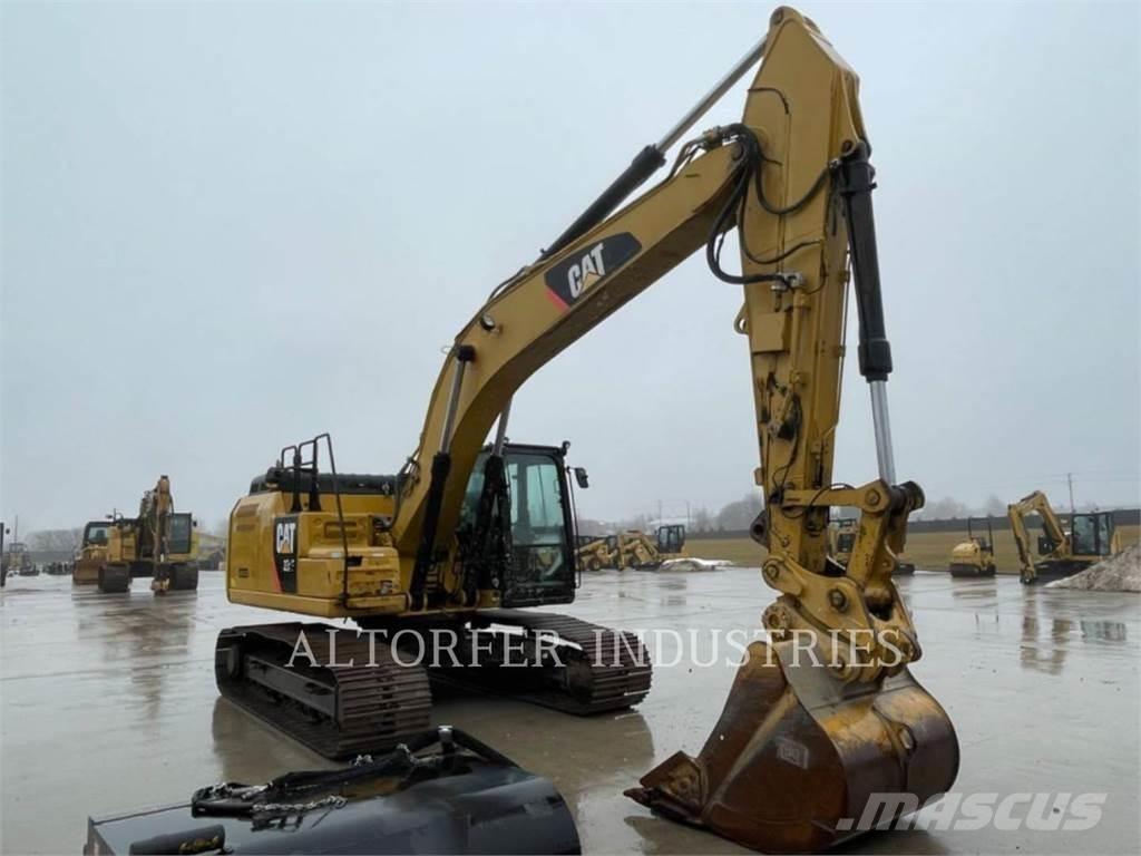 CAT 326FL Roomikekskavaatorid