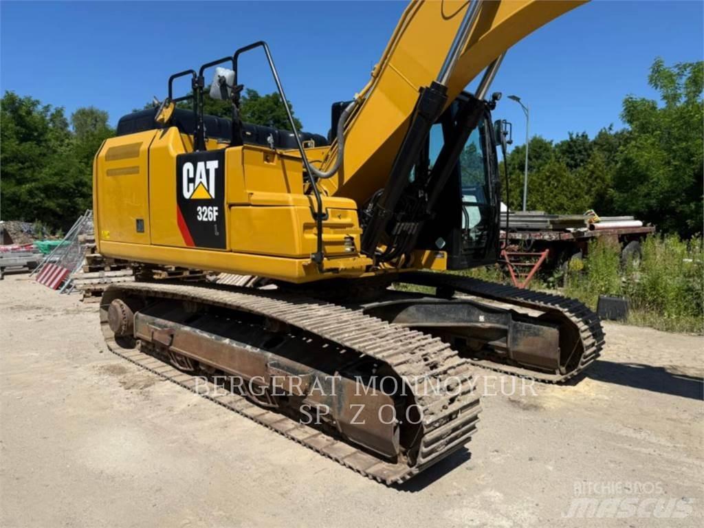 CAT 326FL Roomikekskavaatorid