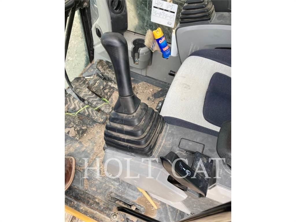 CAT 326FL Roomikekskavaatorid