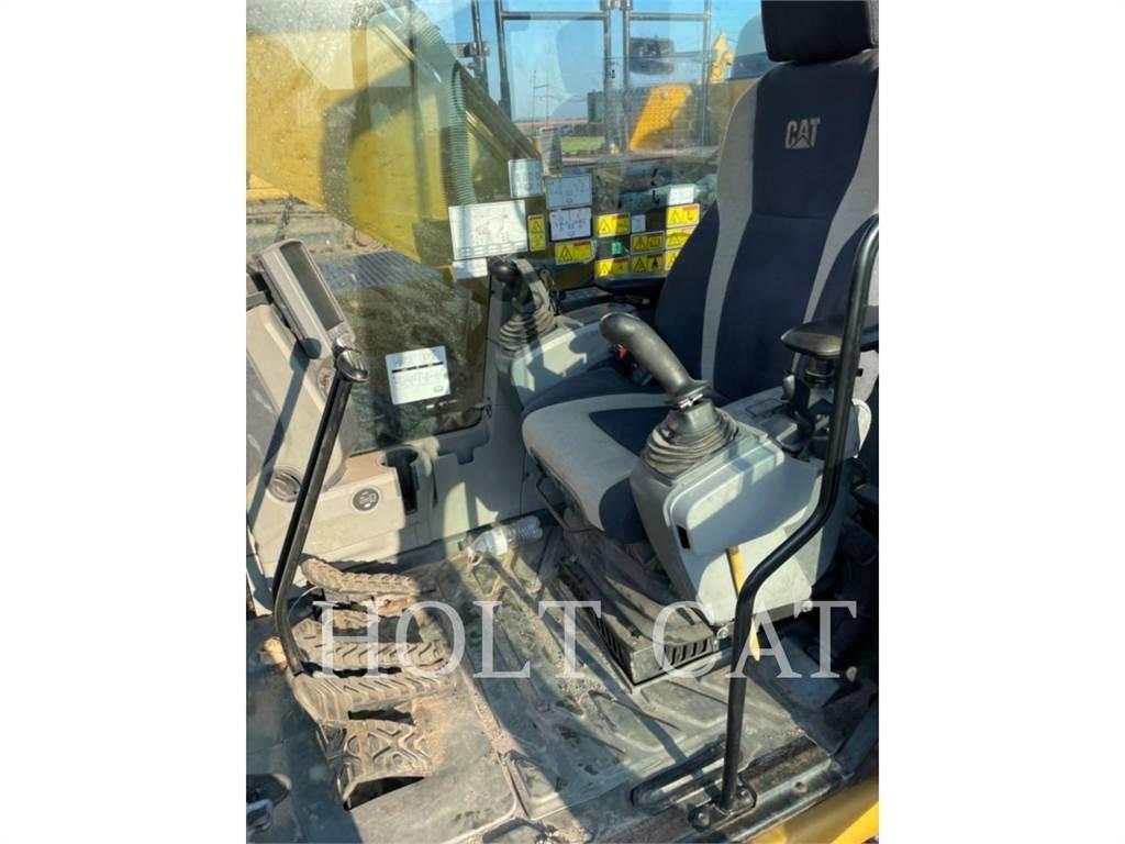 CAT 326FL TC Roomikekskavaatorid
