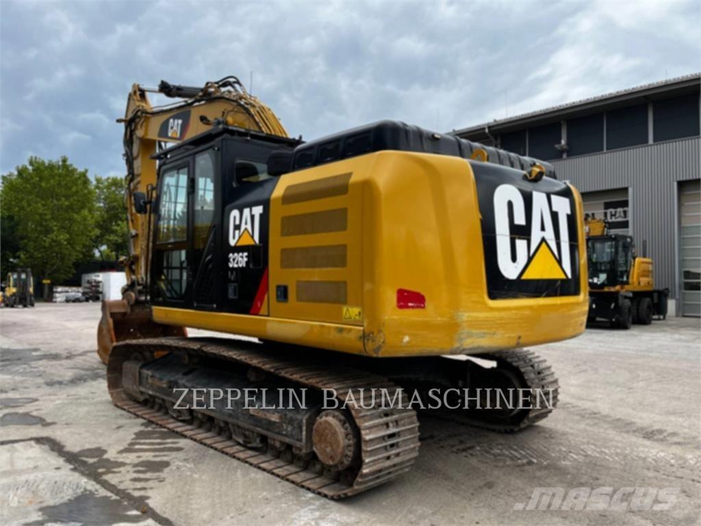 CAT 326FLN Roomikekskavaatorid