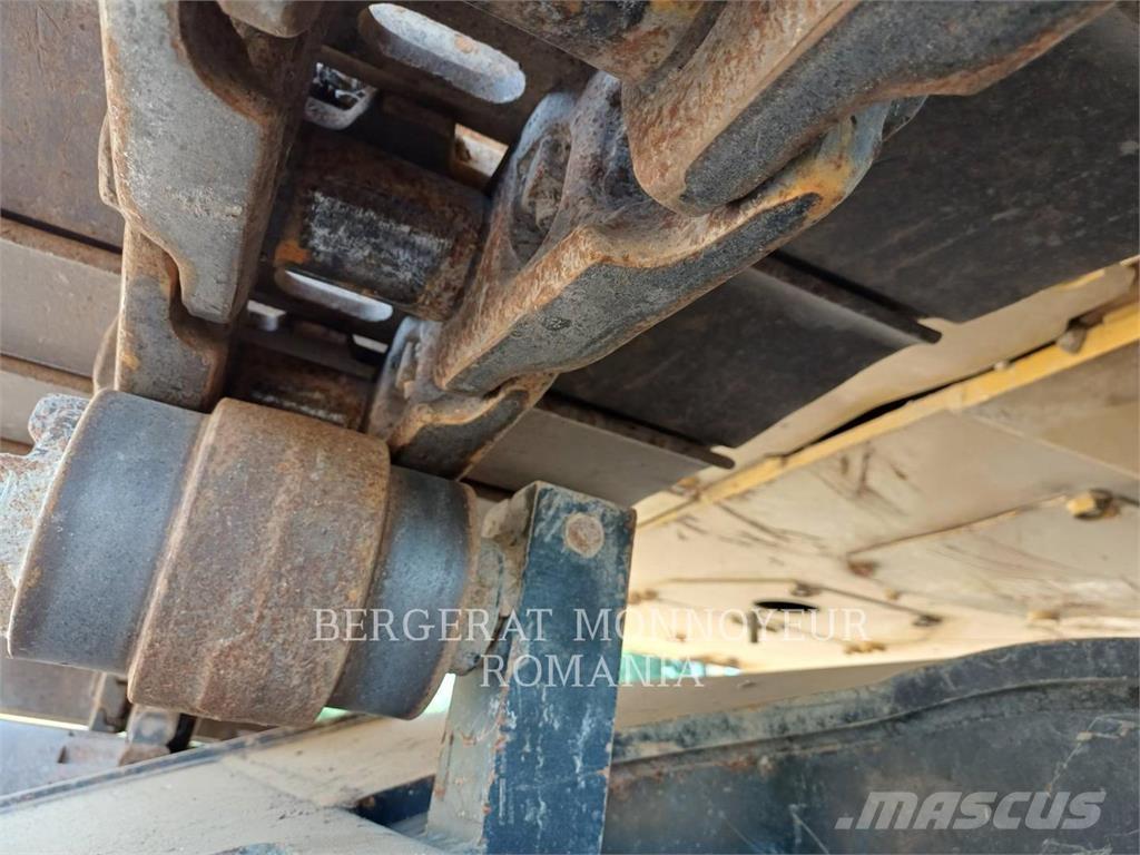 CAT 326FLN Roomikekskavaatorid