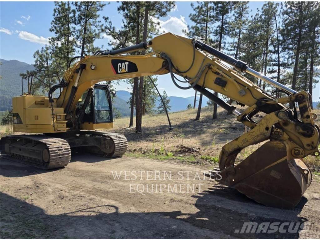 CAT 328D Roomikekskavaatorid