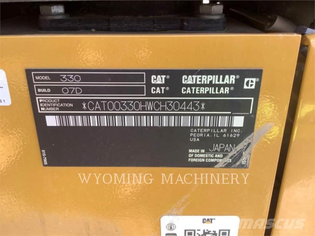 CAT 330 Roomikekskavaatorid