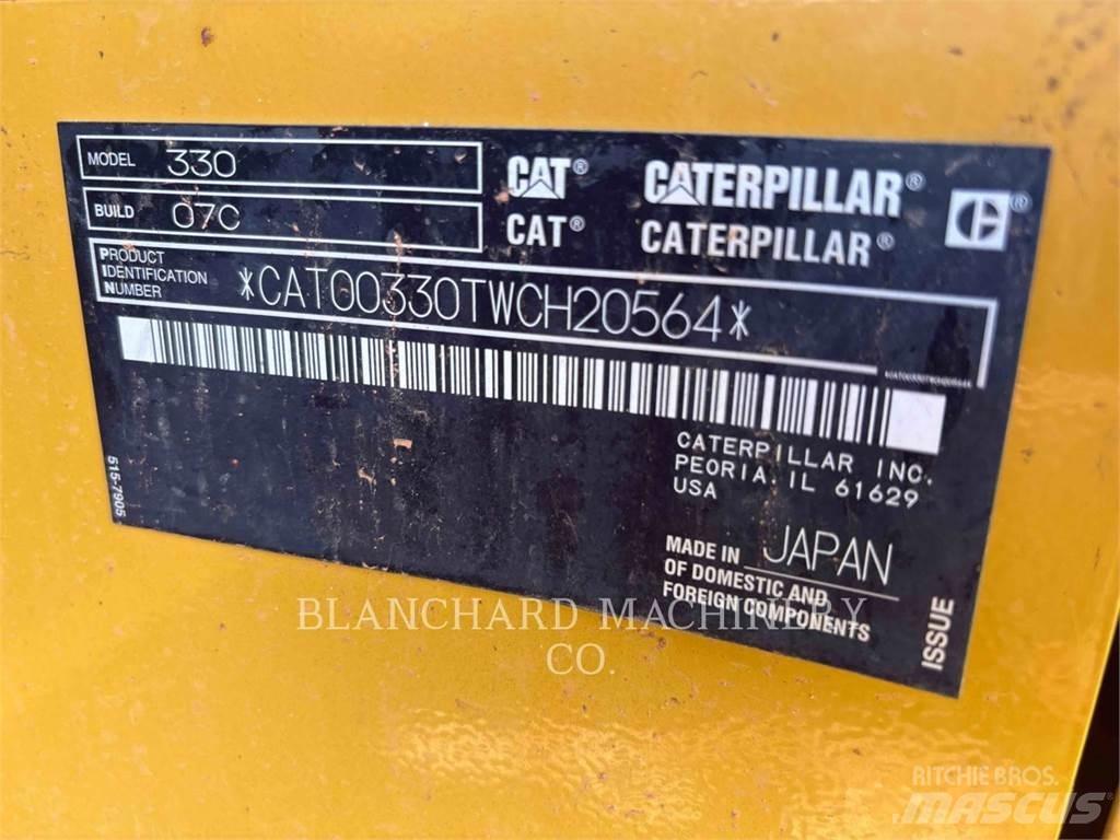 CAT 330 Roomikekskavaatorid