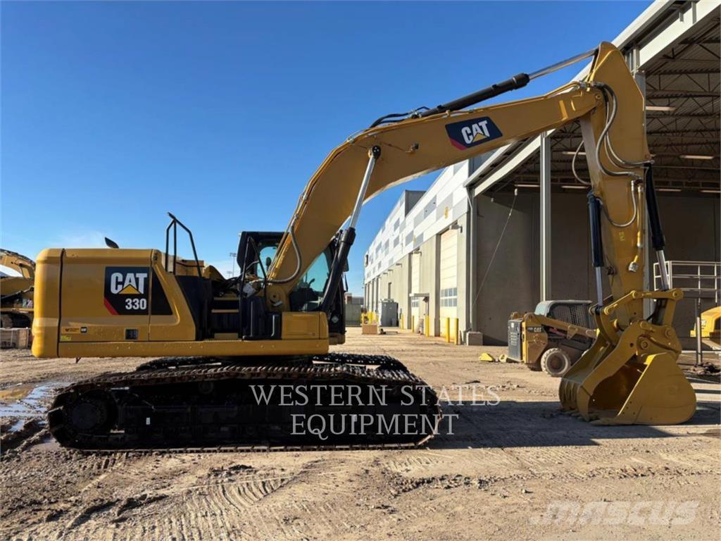 CAT 330 Roomikekskavaatorid