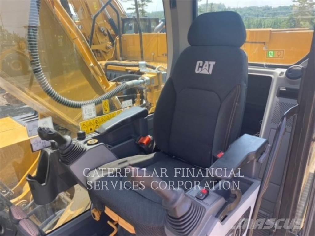CAT 330-07 Roomikekskavaatorid