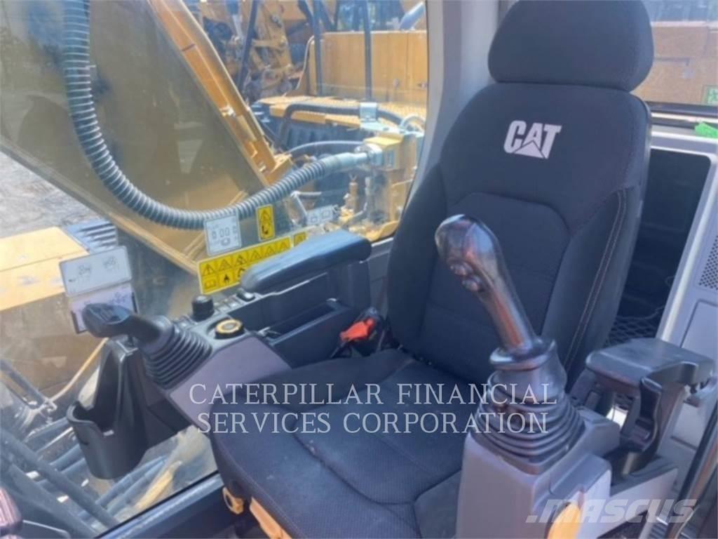 CAT 330-07 Roomikekskavaatorid