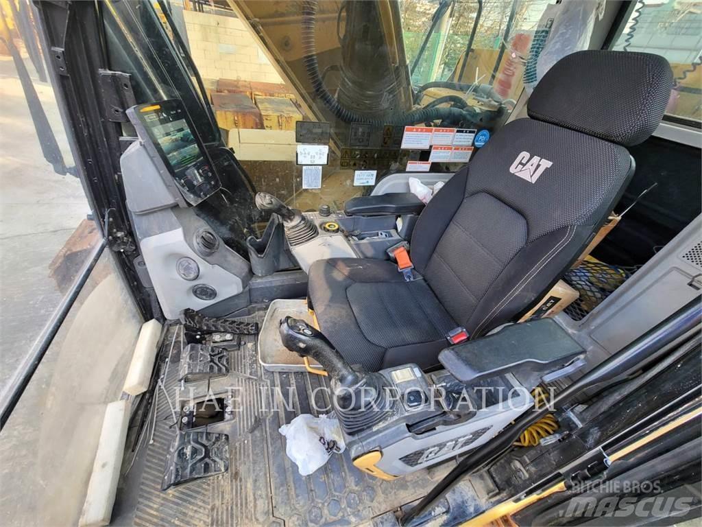 CAT 330-07 Roomikekskavaatorid