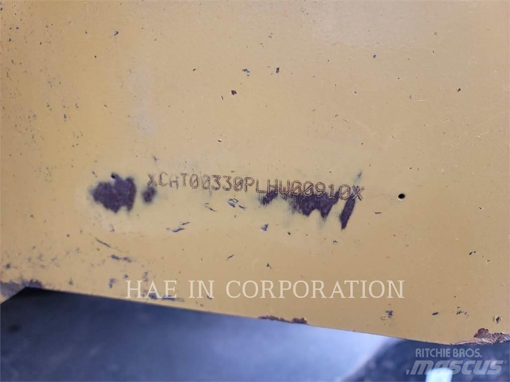 CAT 330-07 Roomikekskavaatorid