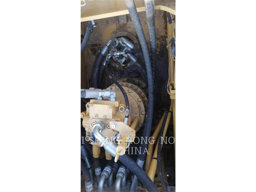 CAT 330-07 Roomikekskavaatorid