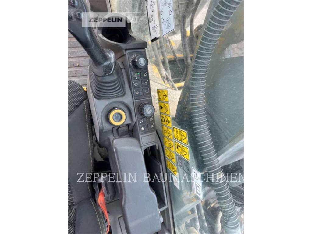 CAT 330-07B Roomikekskavaatorid