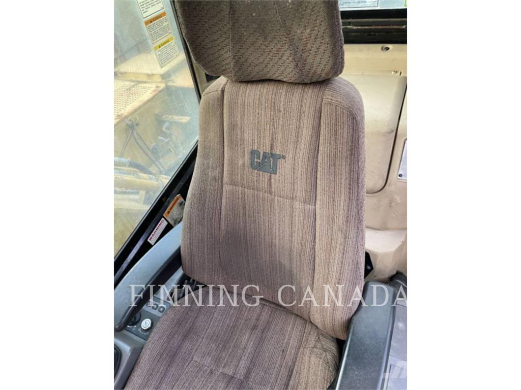 CAT 330B Roomikekskavaatorid