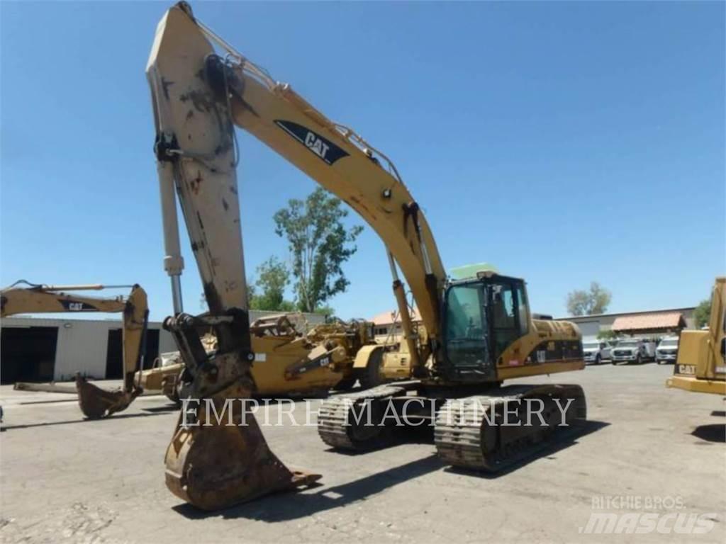 CAT 330CL Roomikekskavaatorid