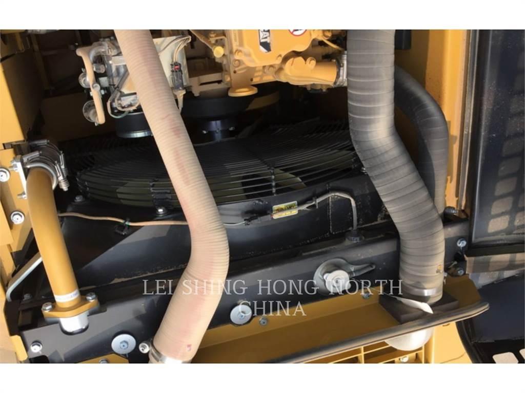 CAT 330D2L Roomikekskavaatorid