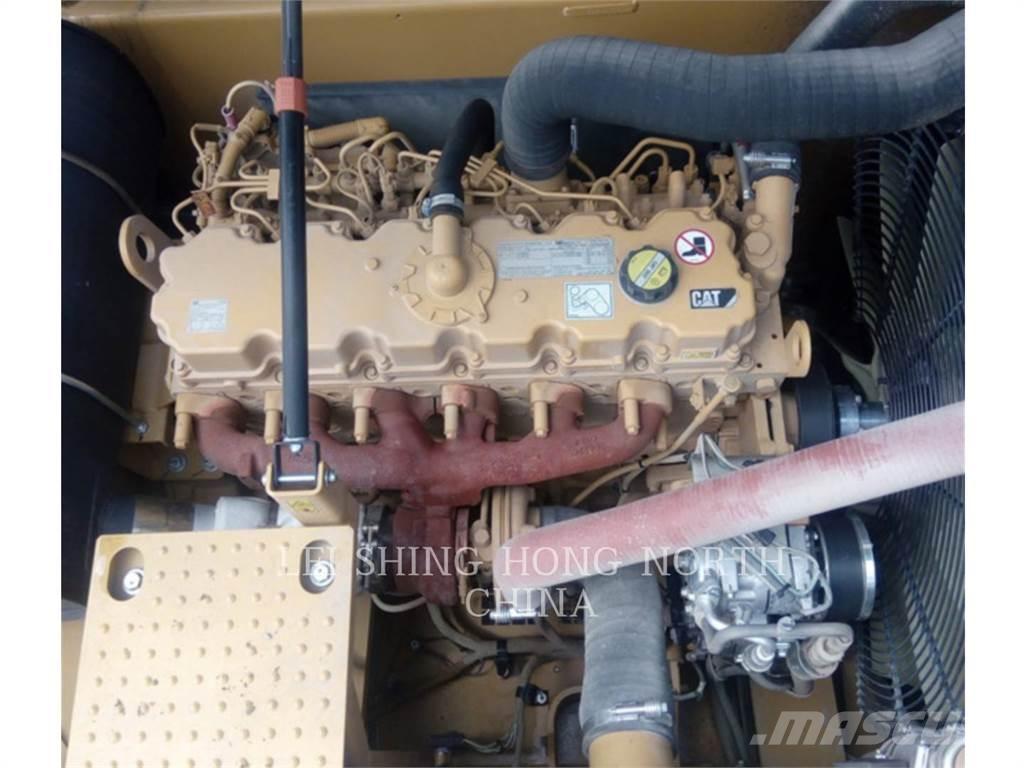 CAT 330D2L Roomikekskavaatorid