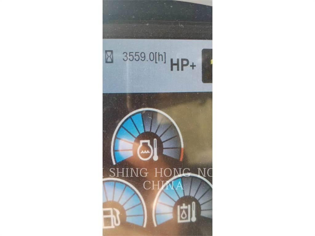 CAT 330D2L Roomikekskavaatorid