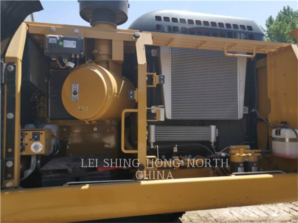 CAT 330D2L Roomikekskavaatorid