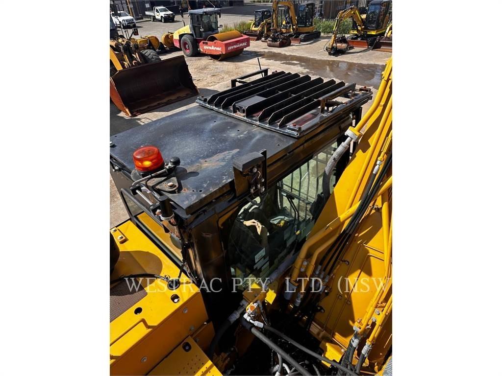 CAT 330FL Roomikekskavaatorid