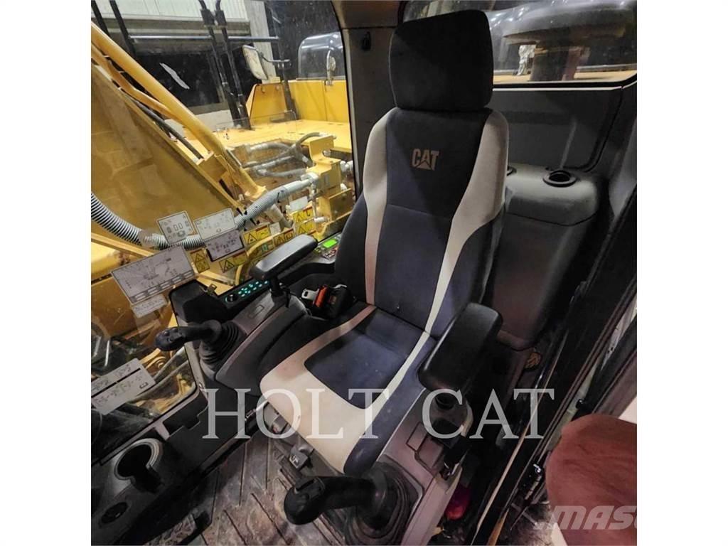 CAT 330FL TC Roomikekskavaatorid