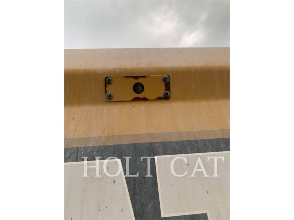 CAT 330GC Roomikekskavaatorid